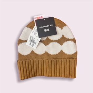 NWT 2019 Marimekko x Uniqlo Beanie